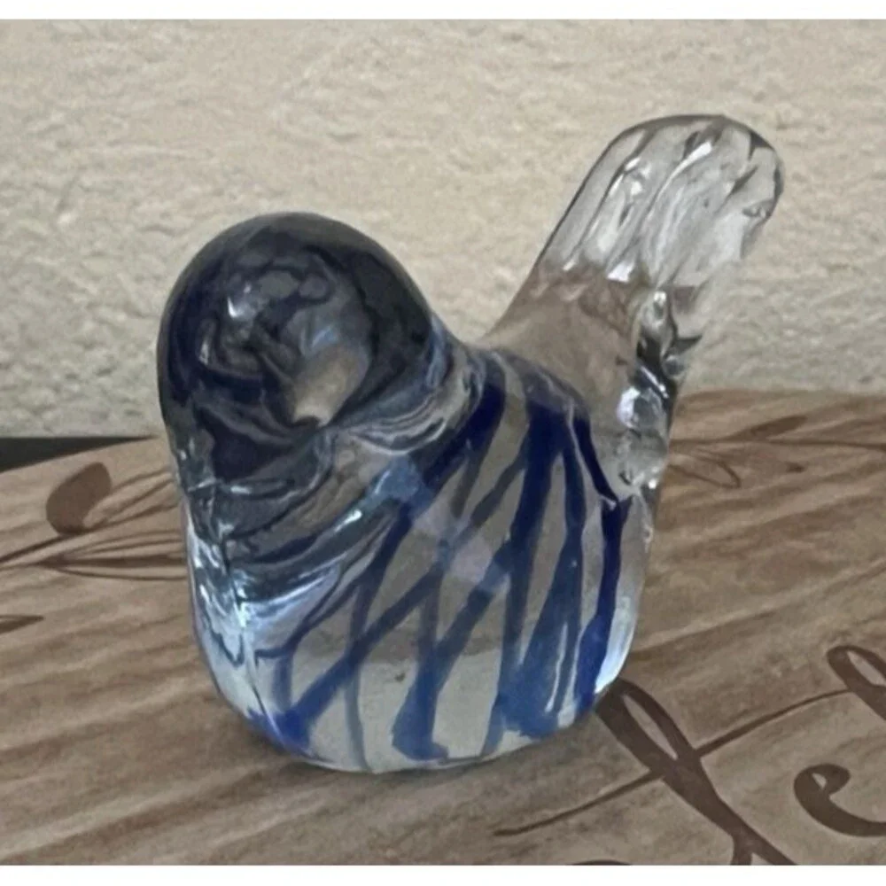 Vintage Hand Blown Art Glass Bird Figurine Paperweight Glass With Blue Ribbon